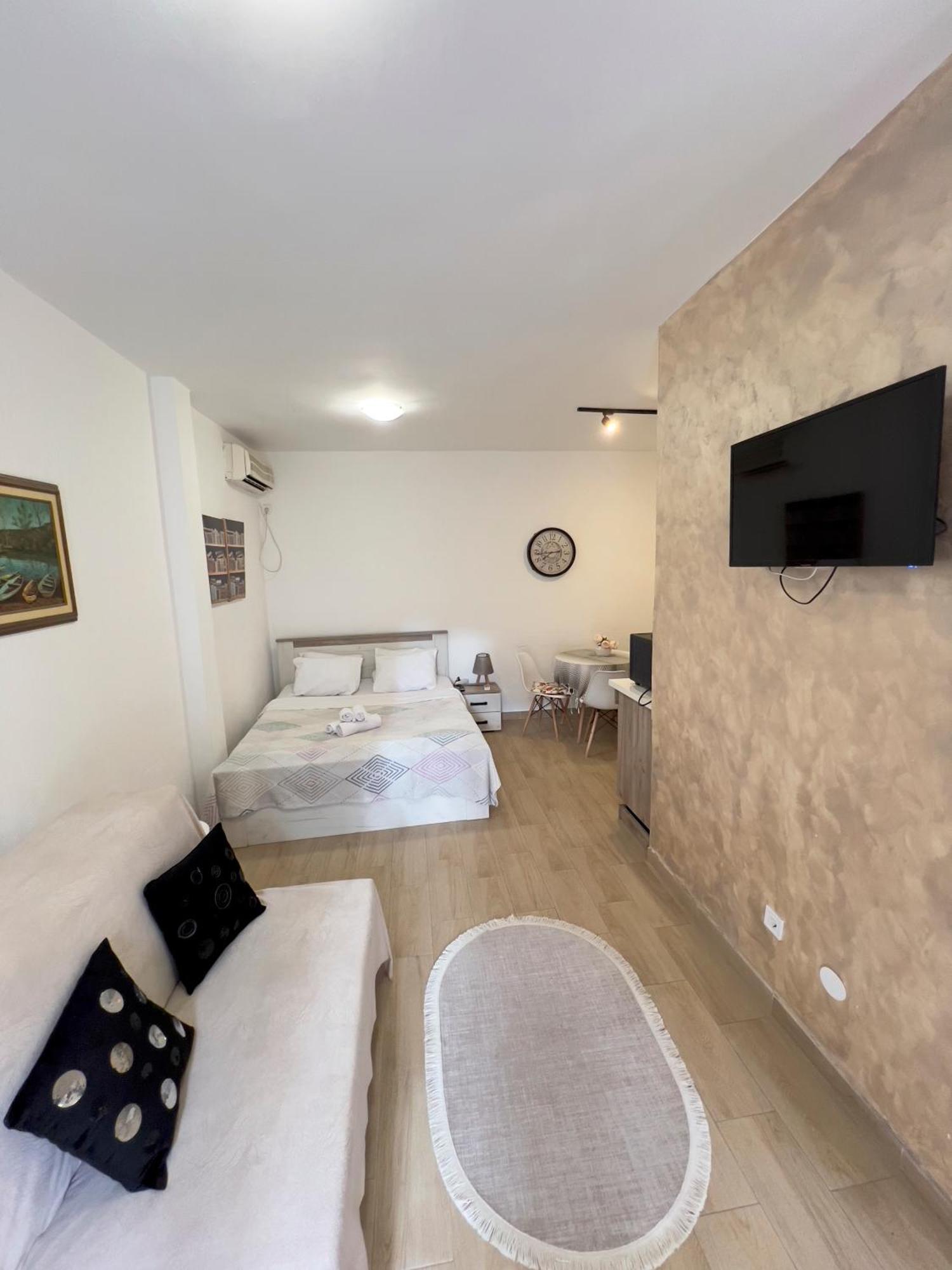 Casa Apartments, One-Bedroom Apartment ブドヴァ エクステリア 写真